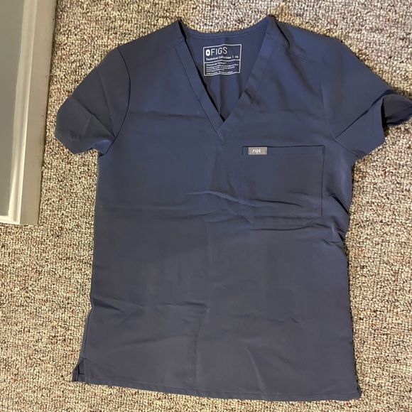 NEW FIGS SCRUBS SET XS TOP/BOTTOMS - Picture 2 of 5